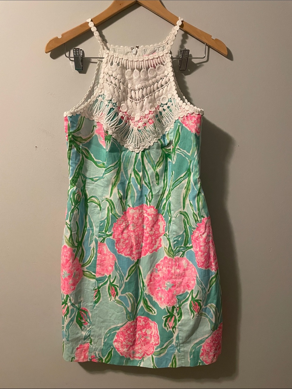 Lilly Pulitzer floral sleeveless dress size:4 pink/green/blue with white lace